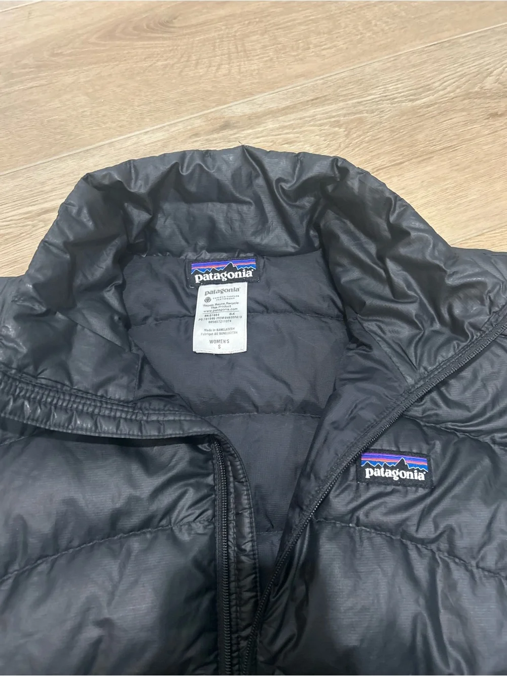 Patagonia Women's Black Puffer Jacket - Lightweight Insulated Coat S EUC